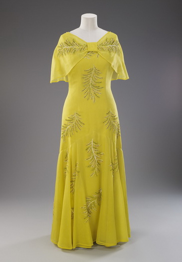 �����¹�����ɯ�׶����ķ�װ