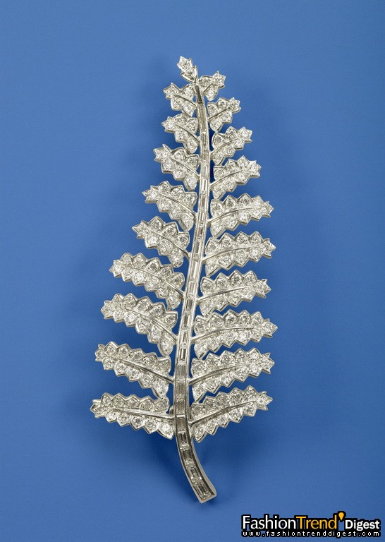 Diamond and platinum brooch in the form of a leaf of Silver Fern, an important emblem in New Zealand, 1953. 