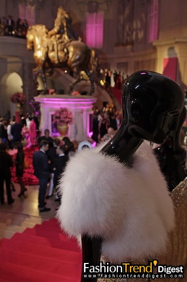 ESCADA : A View on Fashion 1978-2009