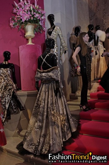 ESCADA : A View on Fashion 1978-2009