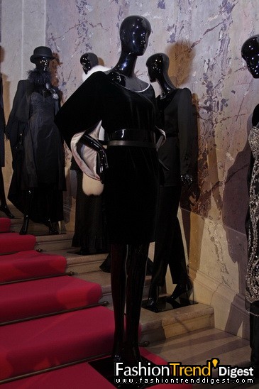 ESCADA : A View on Fashion 1978-2009