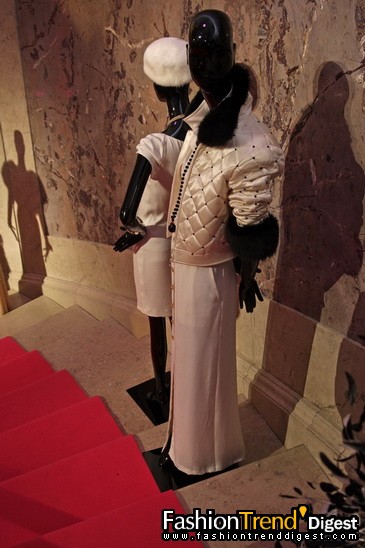 ESCADA : A View on Fashion 1978-2009