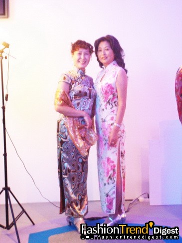 �������Ϻ�ʱװ�ܺ�̨