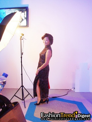 �������Ϻ�ʱװ�ܺ�̨