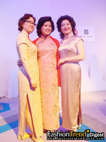 �������Ϻ�ʱװ�ܺ�̨