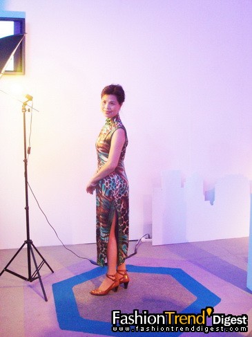 �������Ϻ�ʱװ�ܺ�̨