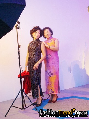 �������Ϻ�ʱװ�ܺ�̨