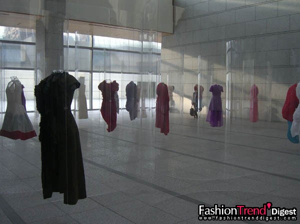 Kazuyo Sejima为Comme des Garcons的空间设计 