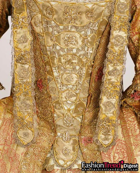 意大利裙 18世纪中叶 