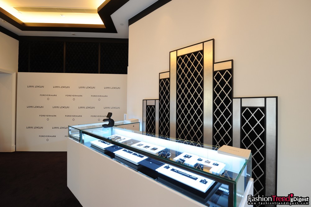 Forevermark_Larry_Jewlery Room_2 