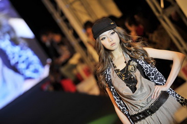 ��ʱ�г���ʢ��2010�Ϻ�