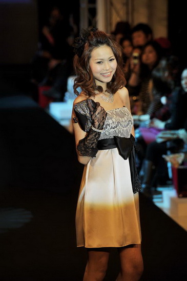 ��ʱ�г���ʢ��2010�Ϻ�