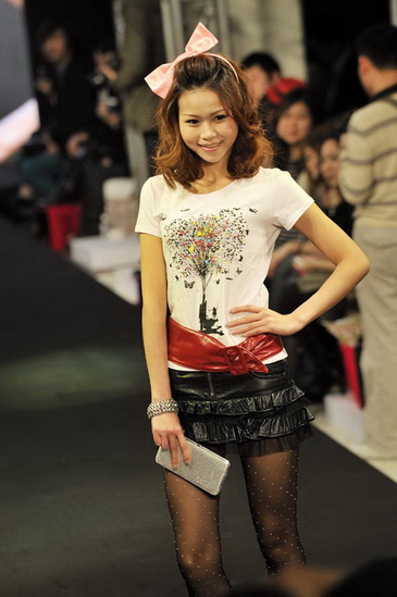 ��ʱ�г���ʢ��2010�Ϻ�