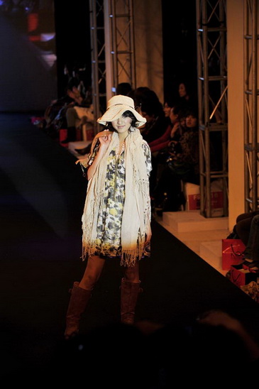 ��ʱ�г���ʢ��2010�Ϻ�