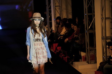 ��ʱ�г���ʢ��2010�Ϻ�