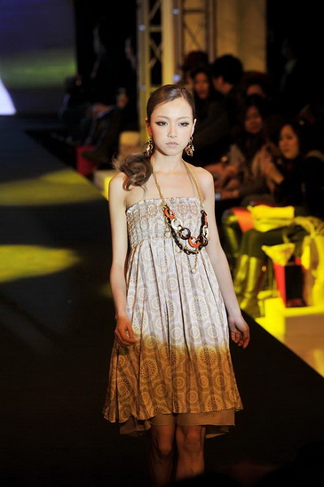 ��ʱ�г���ʢ��2010�Ϻ�