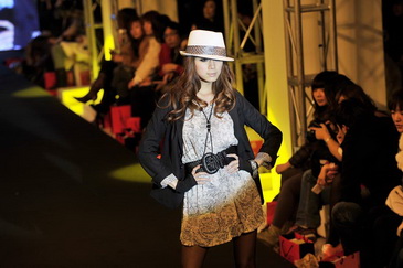 ��ʱ�г���ʢ��2010�Ϻ�