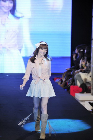 ��ʱ�г���ʢ��2010�Ϻ�