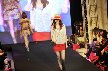 ��ʱ�г���ʢ��2010�Ϻ�