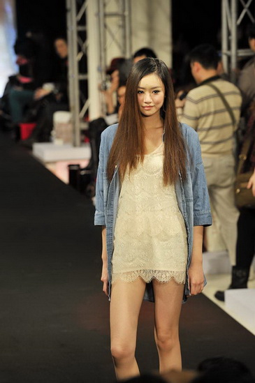 ��ʱ�г���ʢ��2010�Ϻ�