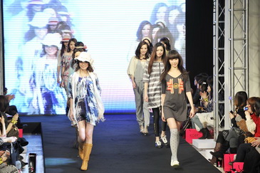 ��ʱ�г���ʢ��2010�Ϻ�