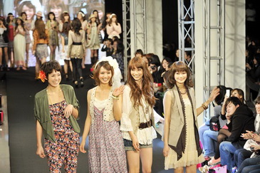 ��ʱ�г���ʢ��2010�Ϻ�