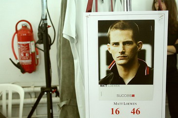 08����Emanuel Ungaro��װ�㳡��̨