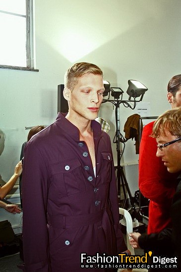 08����Emanuel Ungaro��װ�㳡��̨