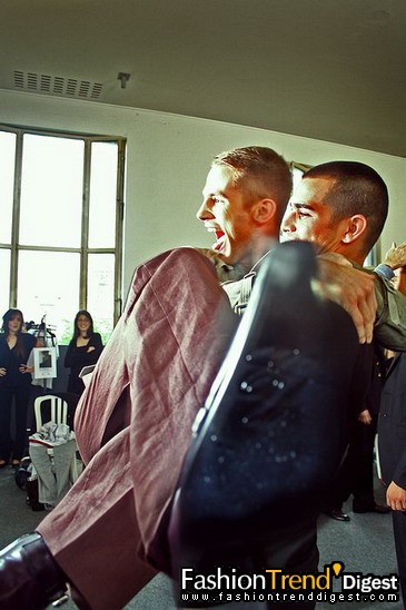 08����Emanuel Ungaro��װ�㳡��̨