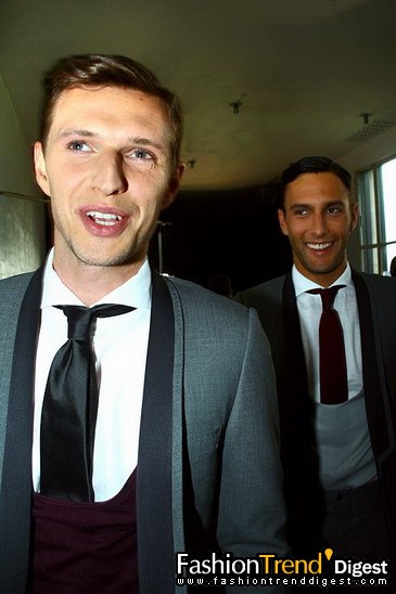 08����Emanuel Ungaro��װ�㳡��̨