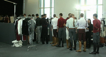 08����Emanuel Ungaro��װ�㳡��̨