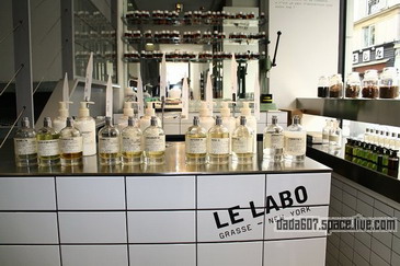 Shopping in Paris��COLETTE