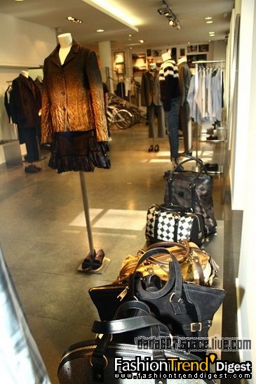 Shopping in Paris��COLETTE