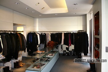 Shopping in Paris�� Maria Luisa