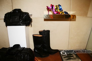 Shopping in Paris�� Maria Luisa