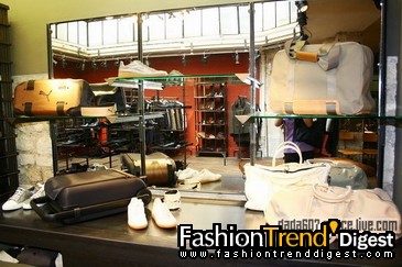 Shopping in Paris��L'Eclaireur