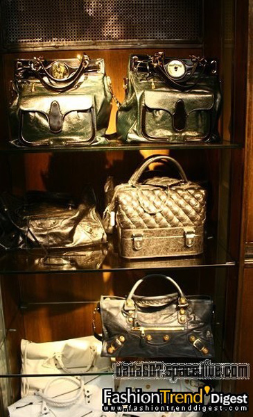 Shopping in Paris��L'Eclaireur