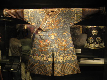 ������β�����϶�չ��