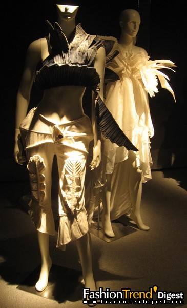 ������β�����϶�չ��