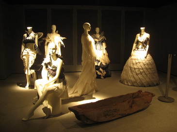 ������β�����϶�չ��