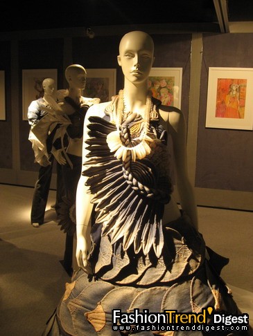 ������β�����϶�չ��