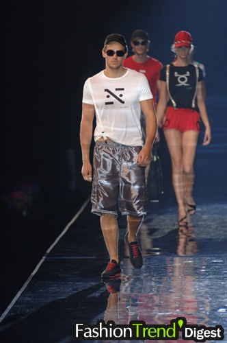 Emporio armani red 07���ĸ���ͼƬ