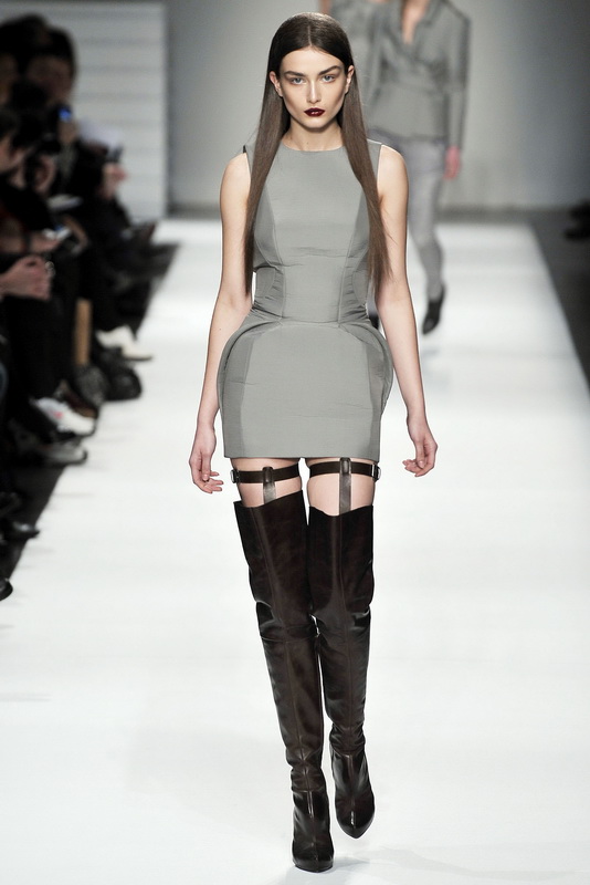 Hussein Chalayan 09�ﶬ����ͼƬ