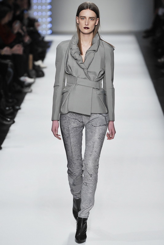 Hussein Chalayan 09�ﶬ����ͼƬ