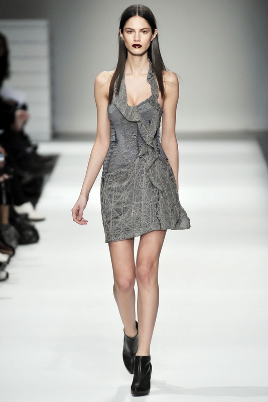 Hussein Chalayan 09�ﶬ����ͼƬ