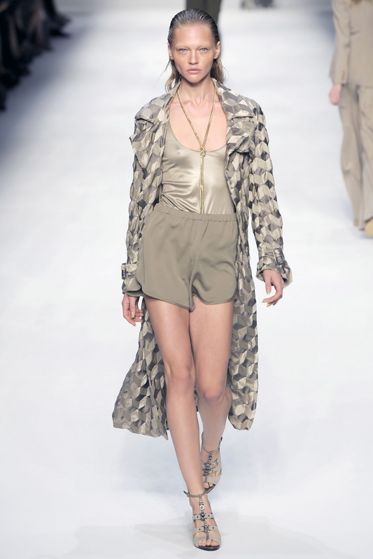 Maxmara 10���ĸ���ͼƬ