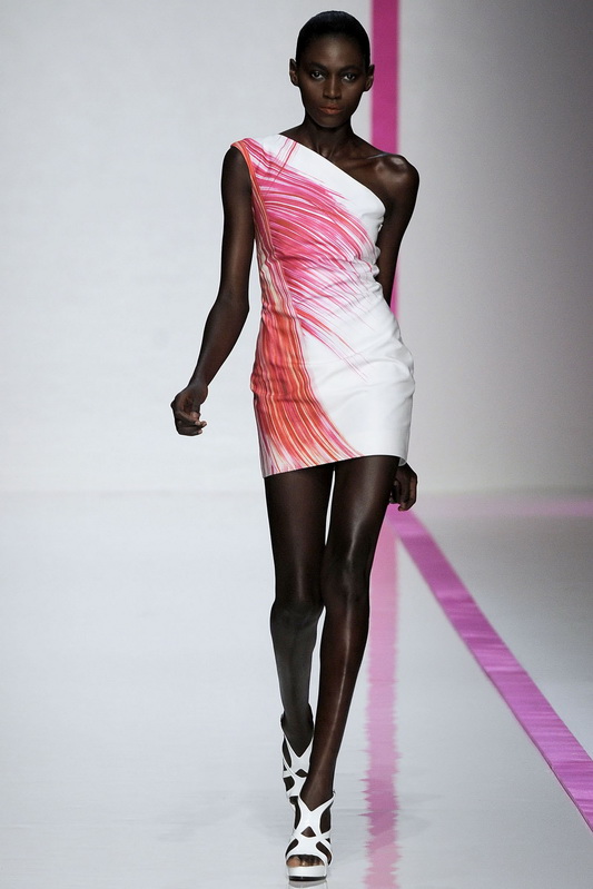 Emanuel ungaro 10���ĸ���ͼƬ