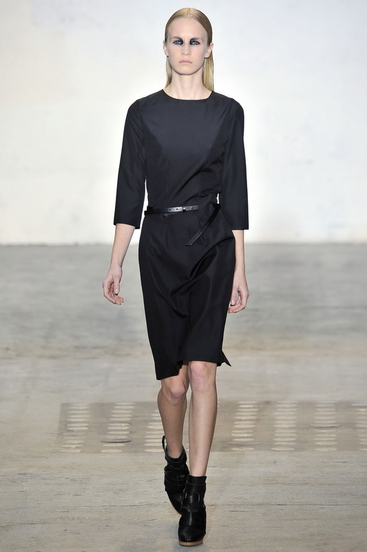 Kris Van Assche 10���ĸ���ͼƬ