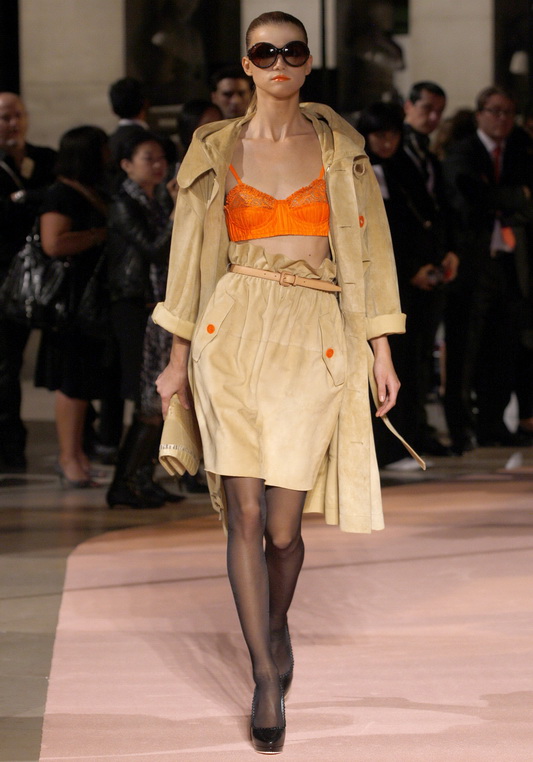 Loewe 10���ĸ���ͼƬ