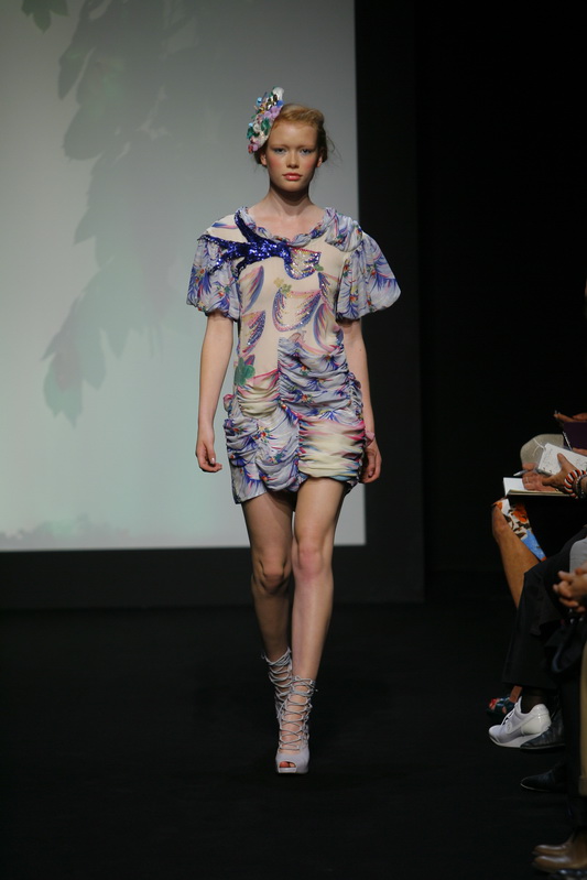 Tsumori Chisato 10���ĸ���ͼƬ